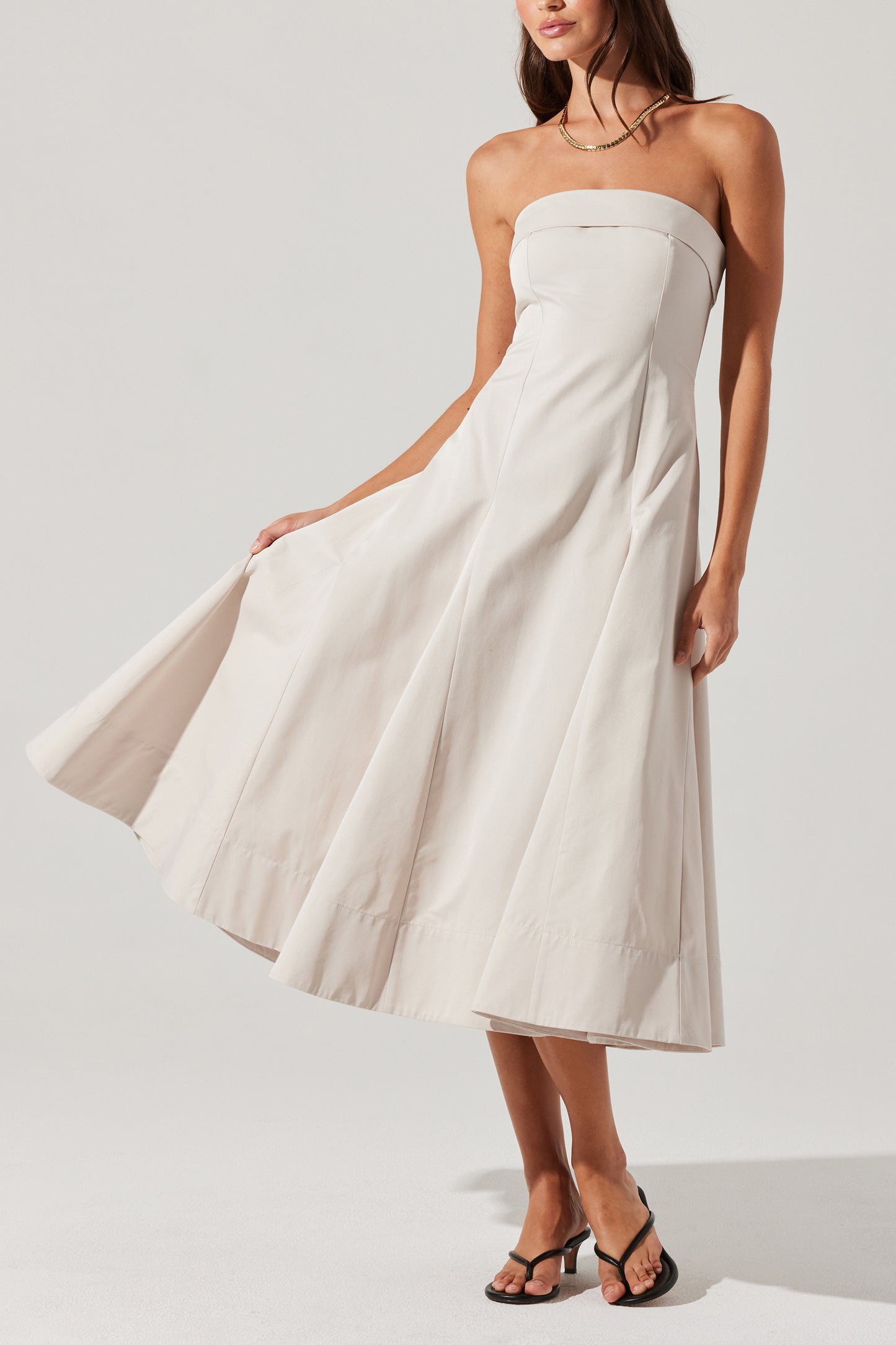 Ayeri Dress