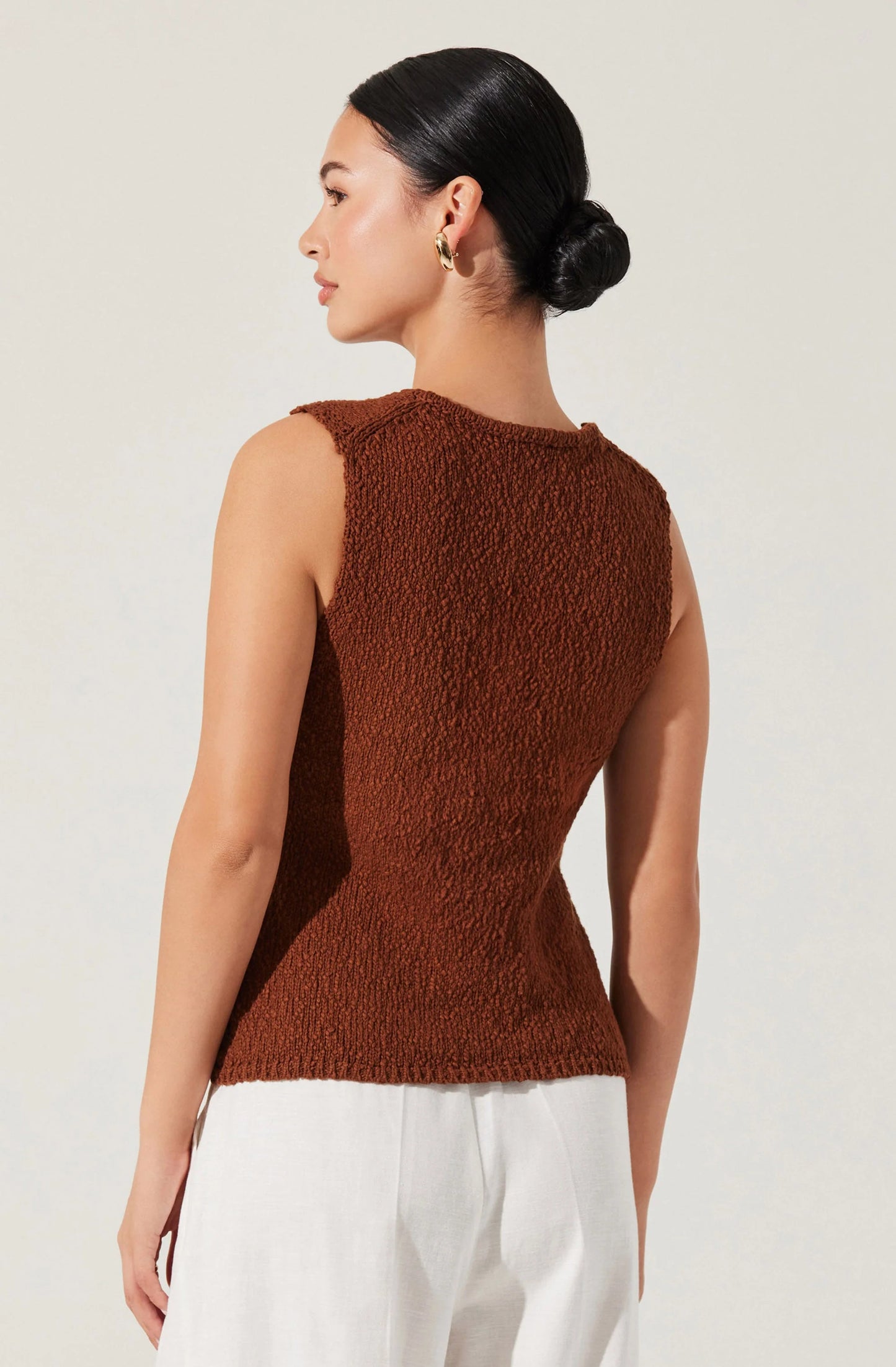 Taimi Crochet Vest