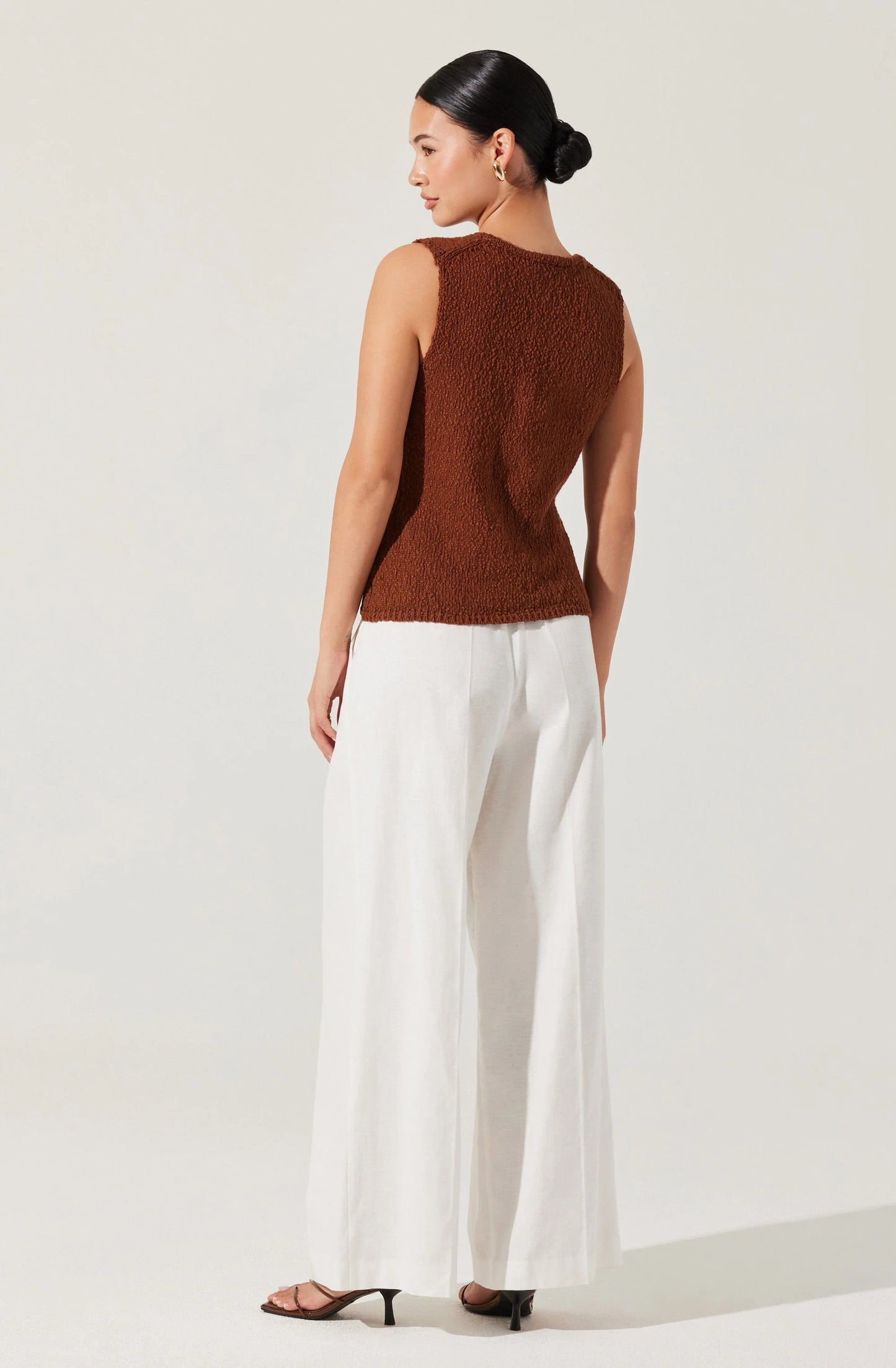 Taimi Crochet Vest