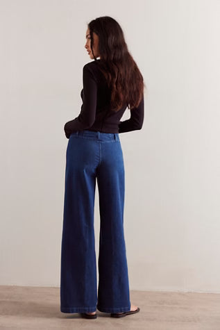 Libre Wide Leg Jeans