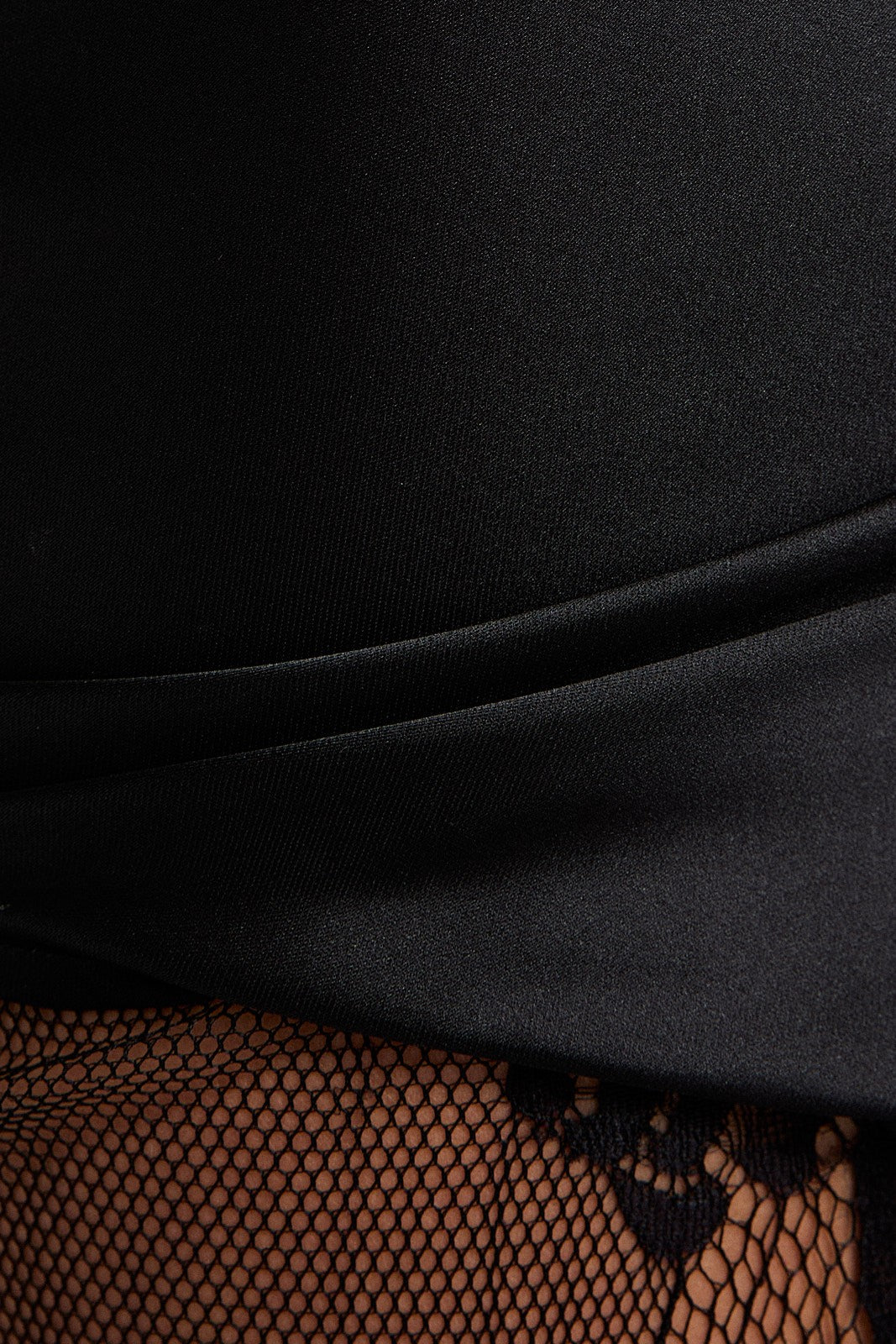 Secrets Out Midi Dress