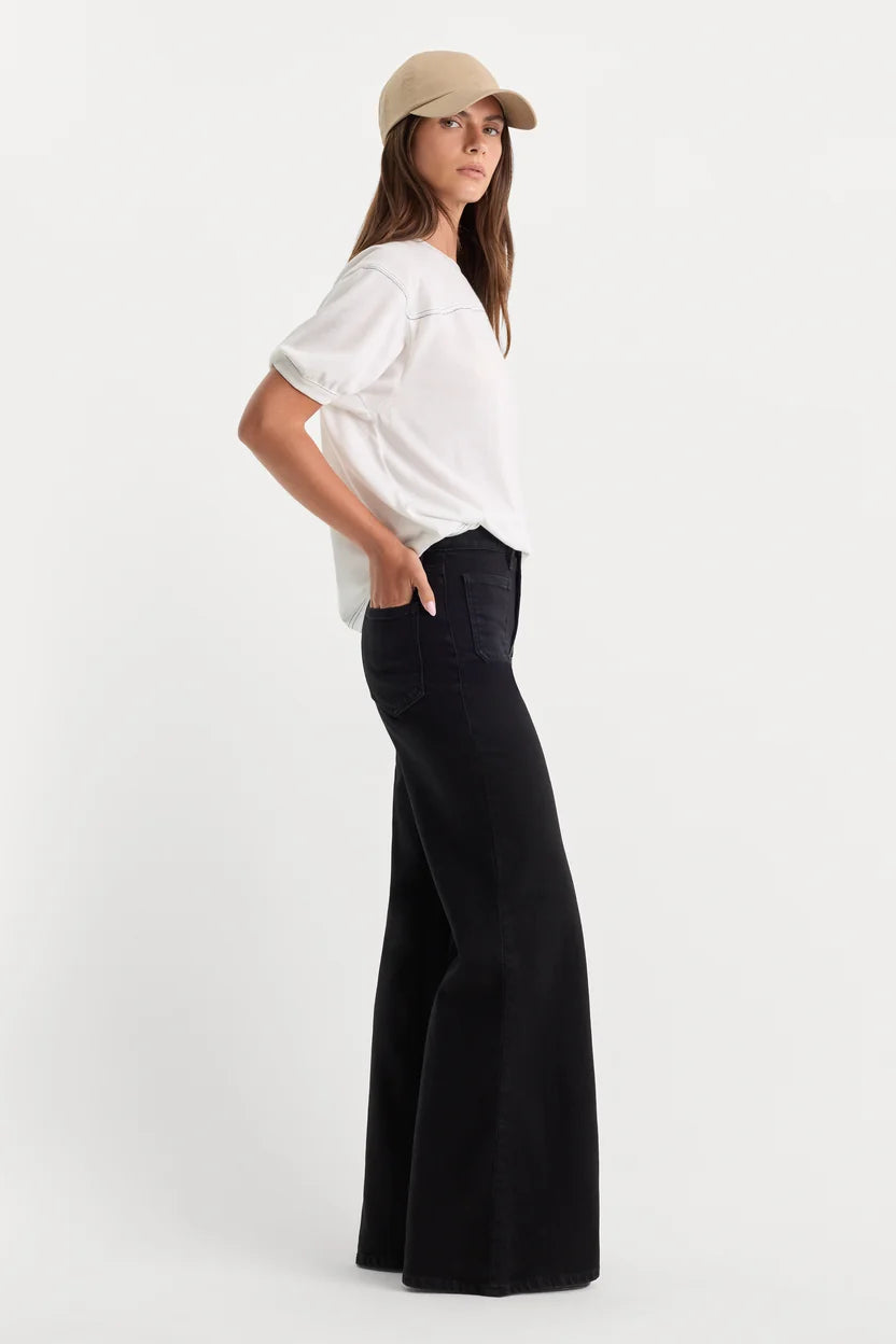 Patch Pocket Good Waist Palazzo Jeans