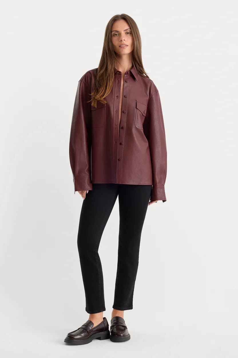 Soft Tech Good Legs Straight Jeans