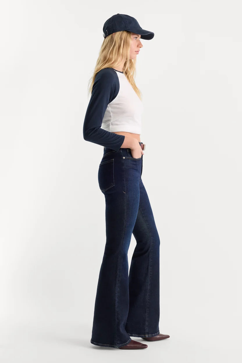 Good Legs Flare Jeans - Rinse