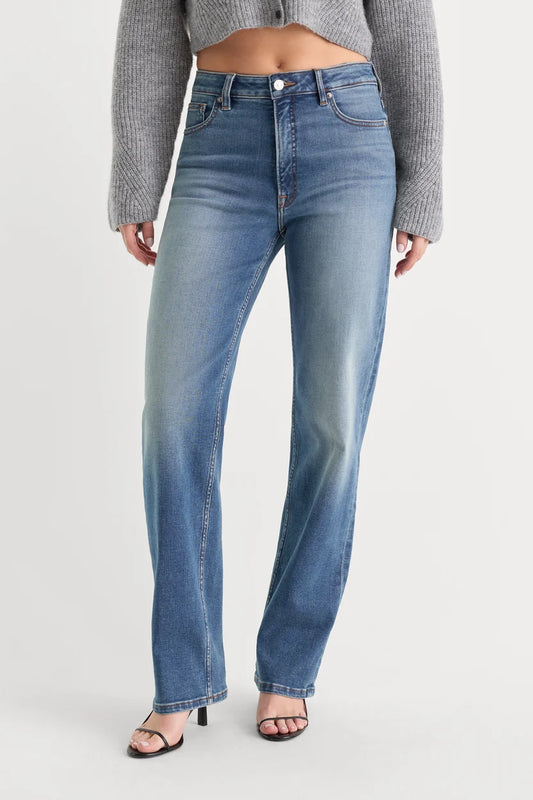 Good True Straight Jeans - Crestview
