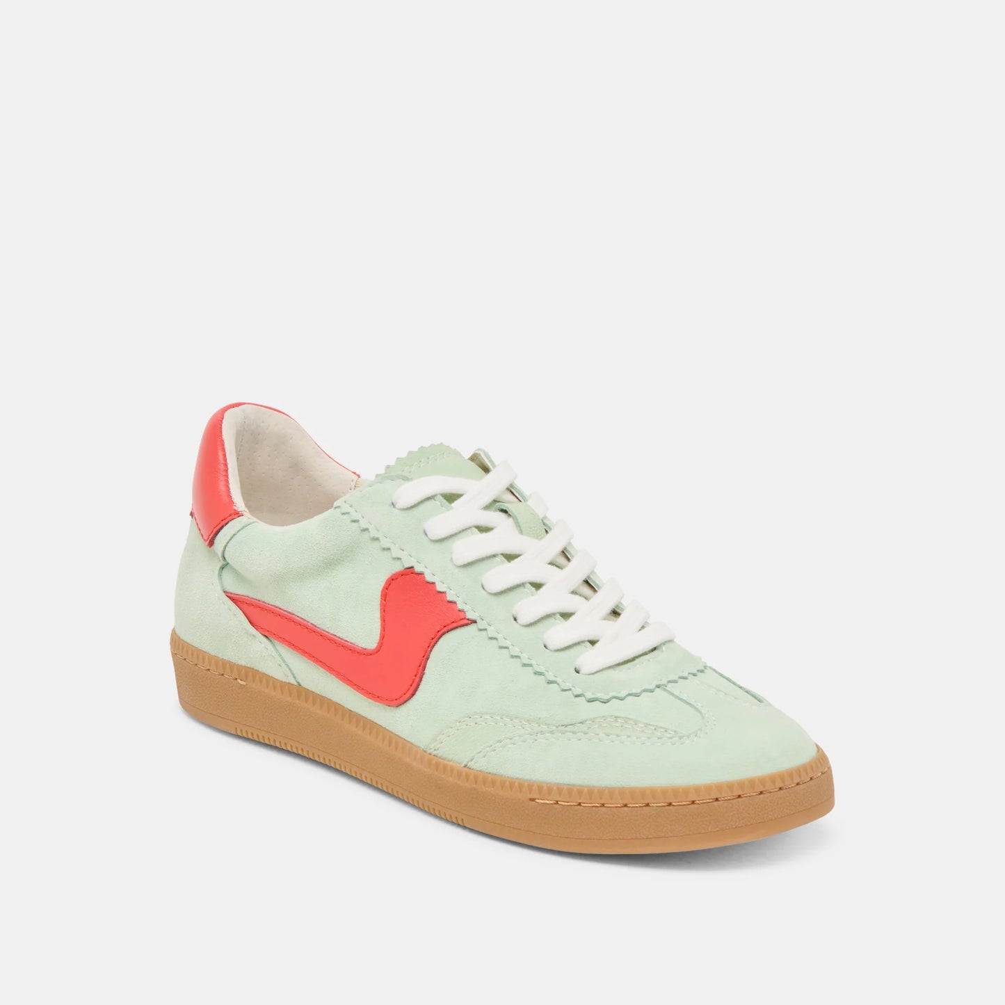 Notice Sneakers