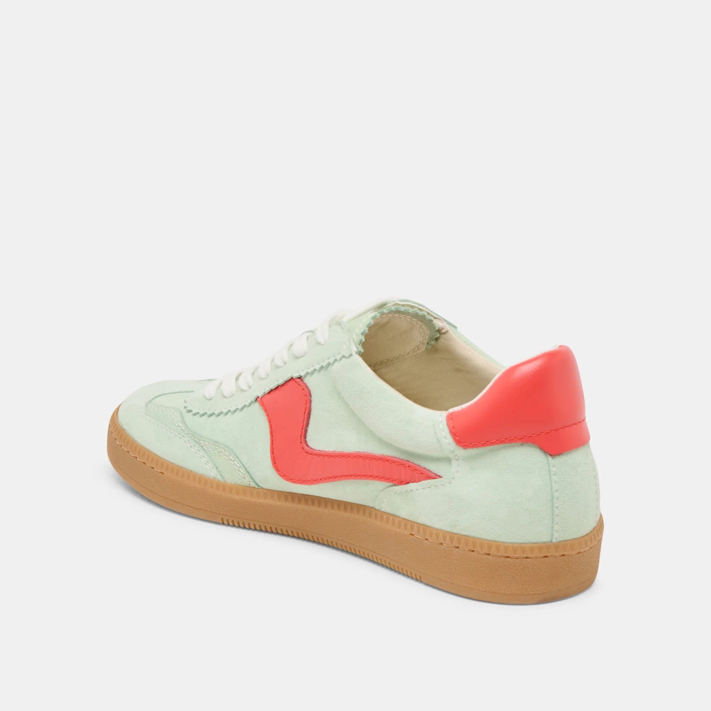 Notice Sneakers