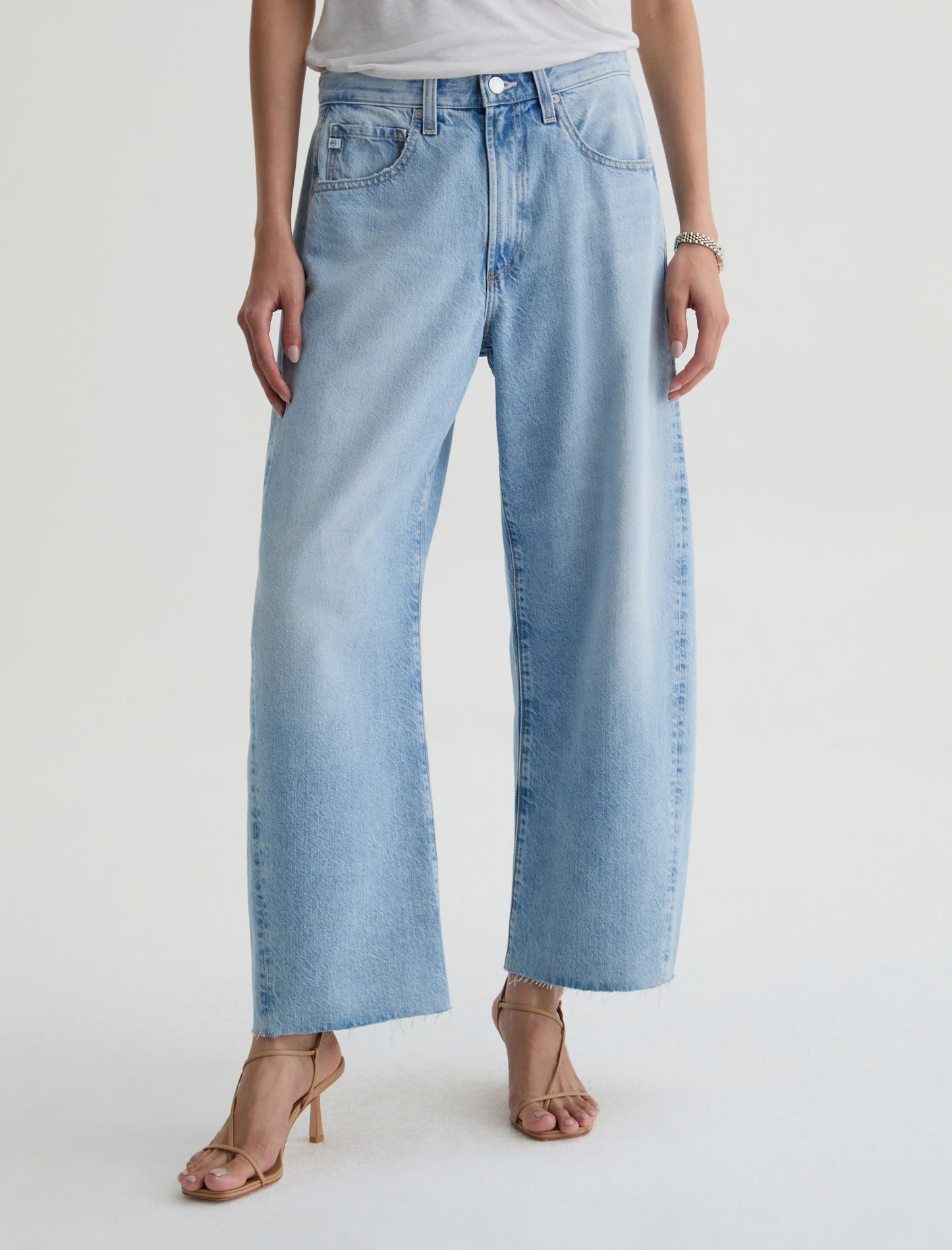 Hattie Crop Jean- Gesture