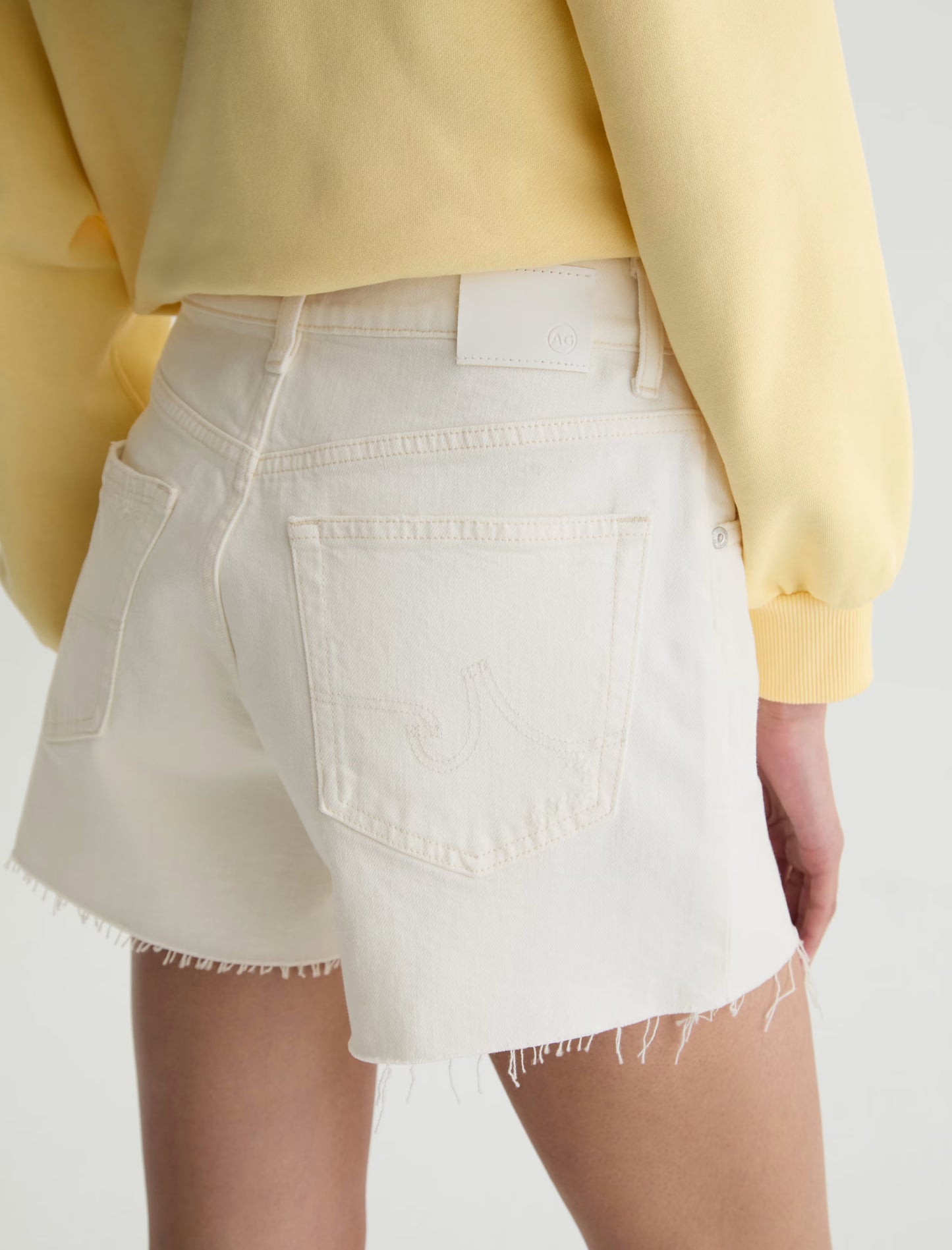 Halle Short - Powder Mended