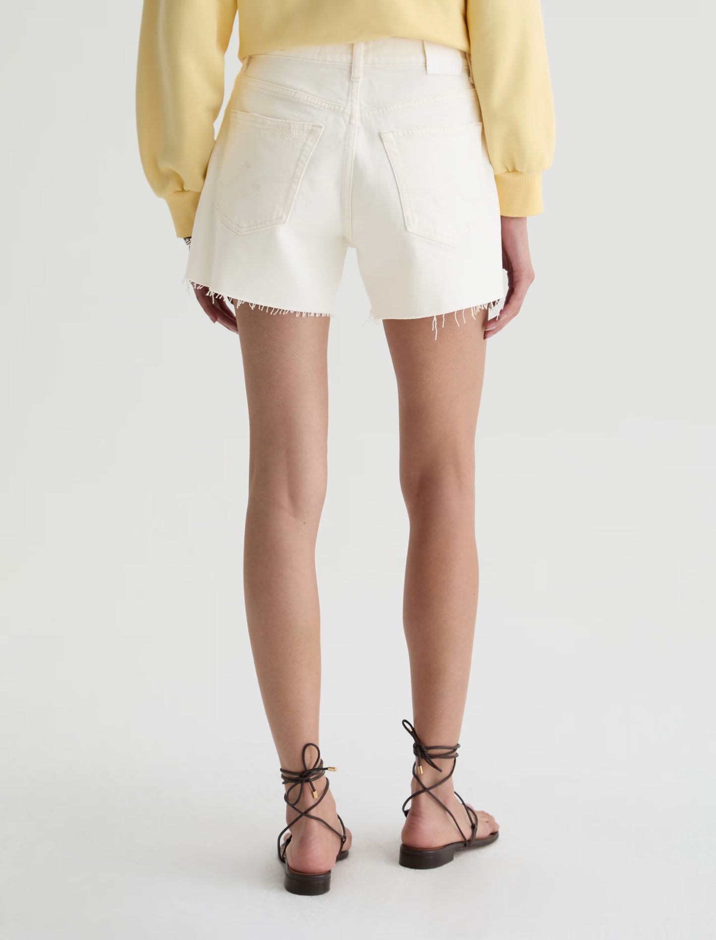 Halle Short - Powder Mended