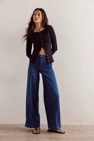 Libre Wide Leg Jeans