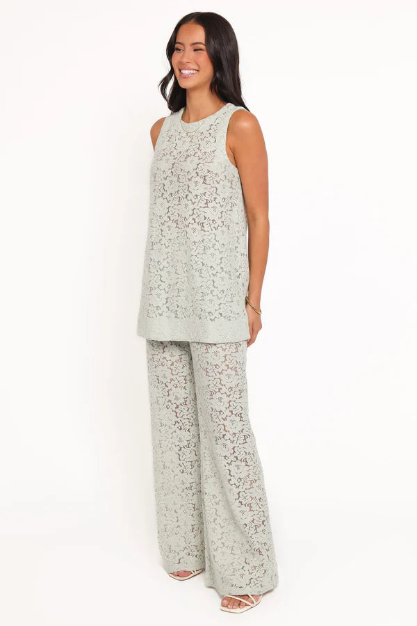 Sammy Embroidered Set